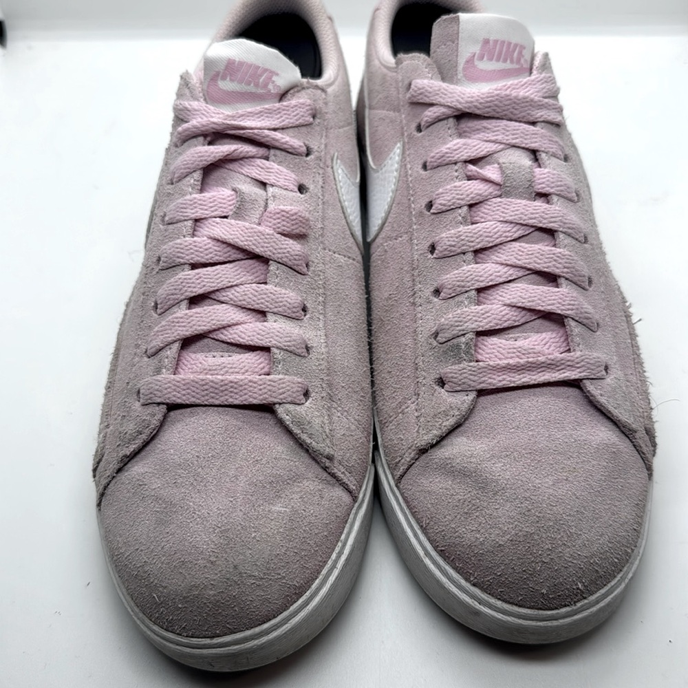Women’s NIKE suede power pink sneakers Size: 8
